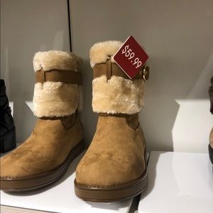 Guess Tan/Fur Boots